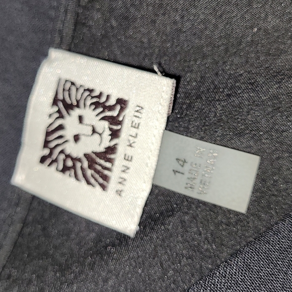 💕HP💕NWT Anne Klein Black Midi 2 Pocket Skirt- Size 14💕 - Picture 7 of 7